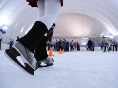 Учимся останавливаться на коньках